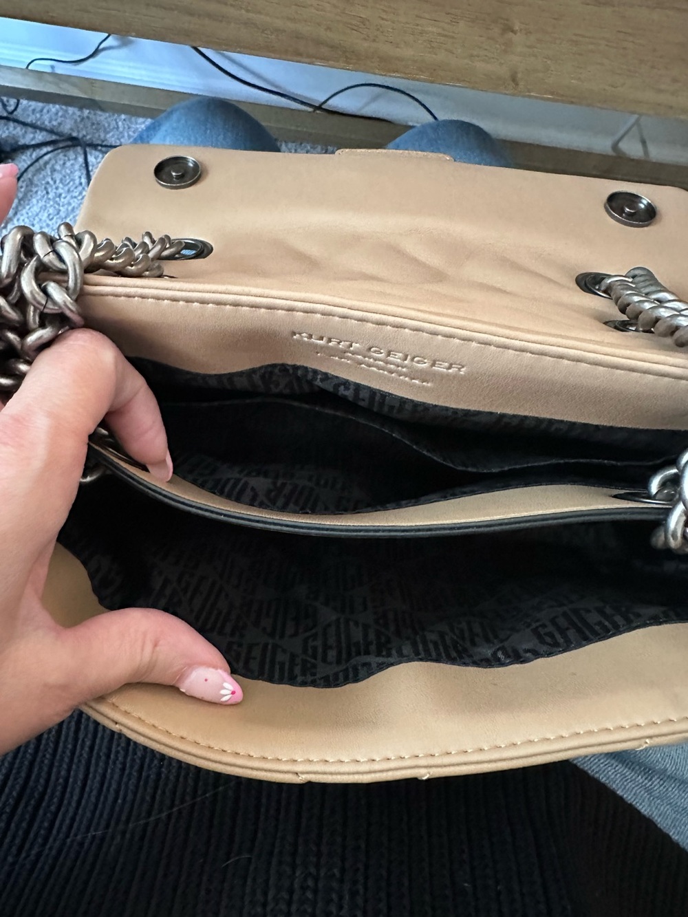 Kurt Geiger Quilted Camel Leather Shoulder Bag converts to crossbody - Picture 9 of 11